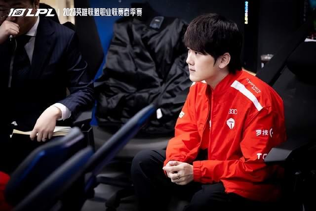 爱游戏开发者中心关于JackeyLove遭遇二十连败,美国队教练面临压力!的信息